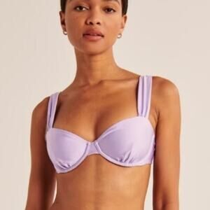 NWOT Abercrombie‎ & Fitch Wide Strap Pleated Bikini Top Curve Love L Purple